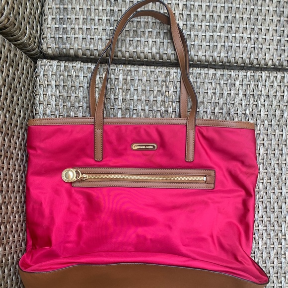 Michael Kors Handbags - Michael Kors canvas shoulder/tote bag (large)